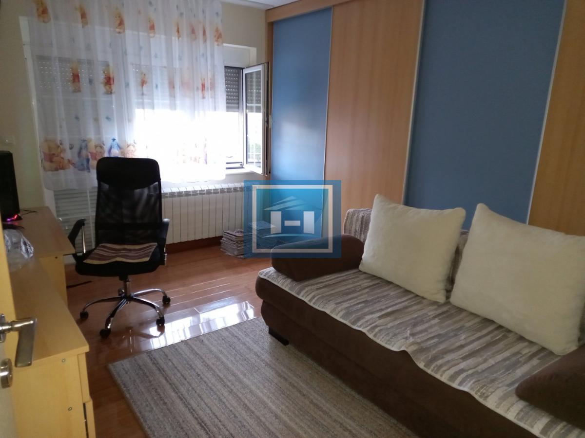 Prodaja, Kuća, Paraćin, 4. juli 7