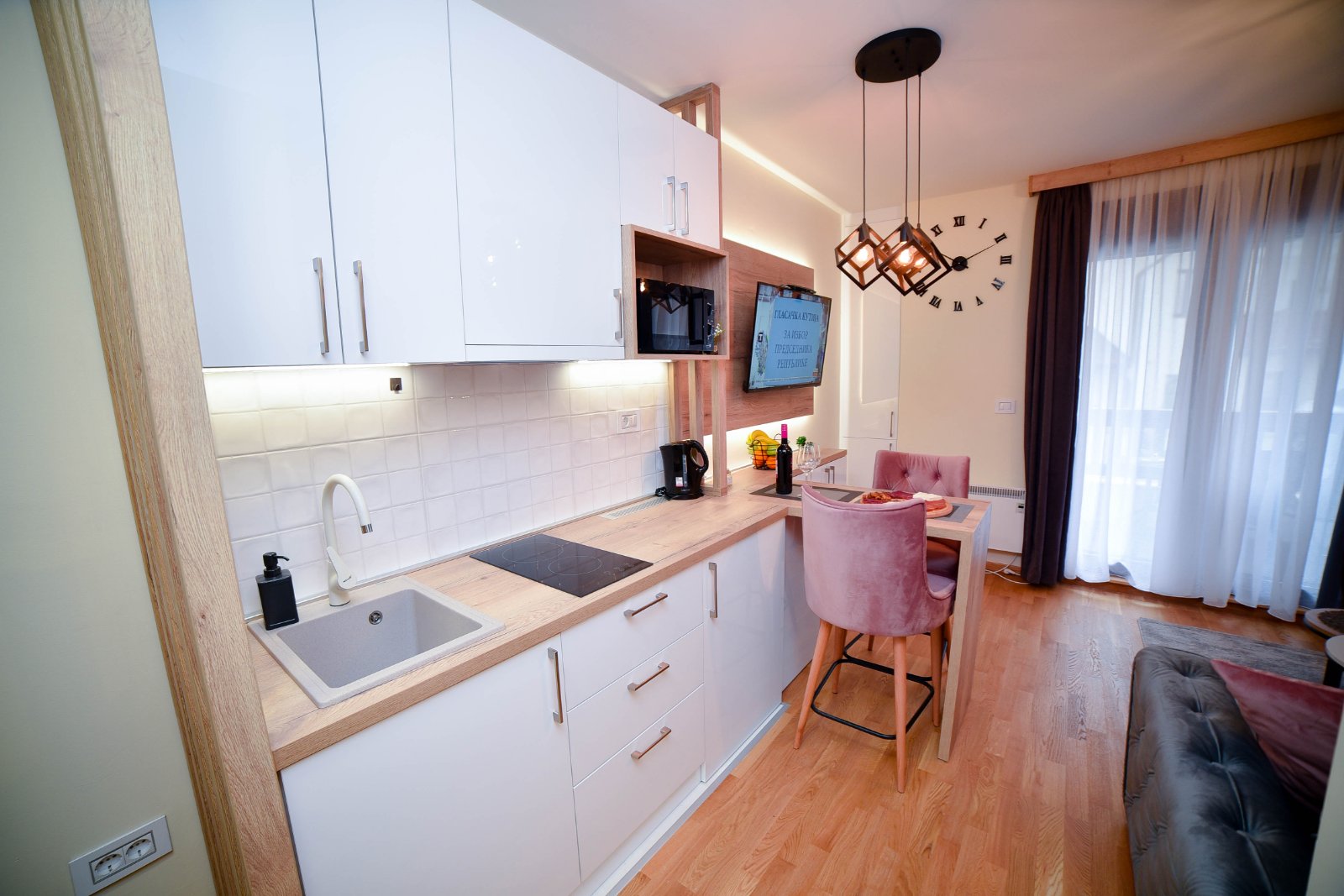 Stanovi na 300m od jezera Zlatibor 4