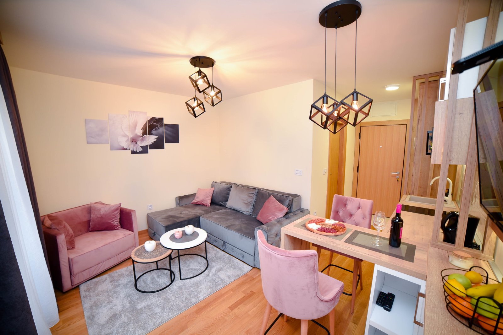 Stanovi na 300m od jezera Zlatibor 3