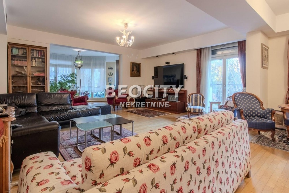 četvorosoban stan, 250 m2, Vračar, Braće Nedić ID: 123527 1