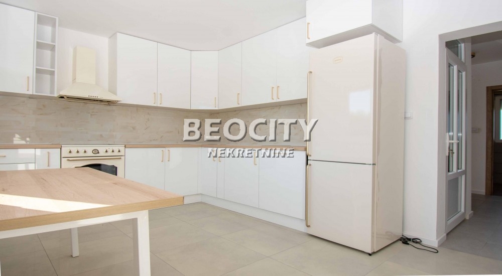 Petosobna kuća, 220 m2, Amerić ID: 123456 4