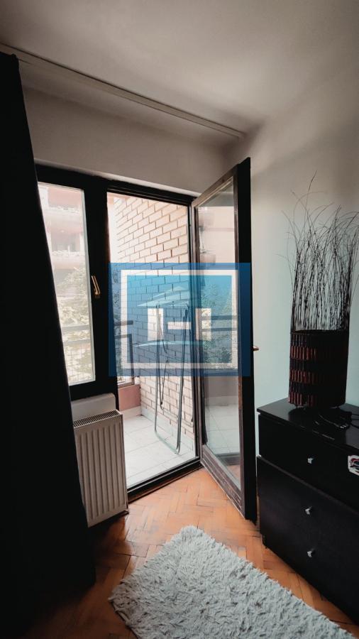 Kompletno namešten stan u užem centru grada 16