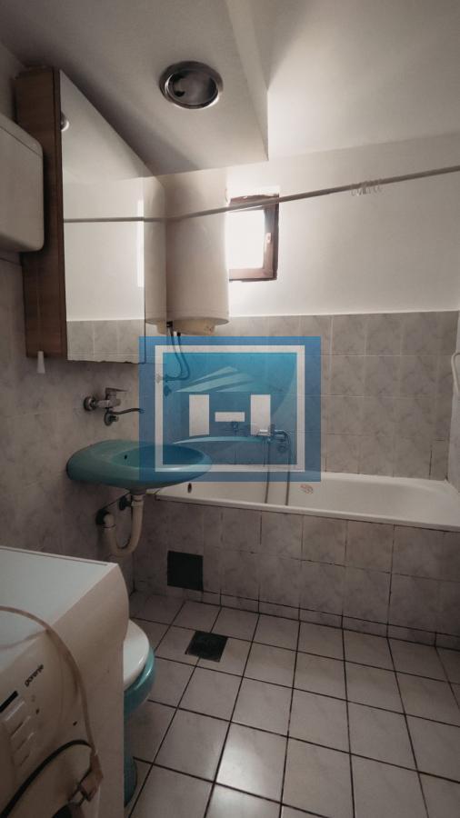 Kompletno namešten stan u užem centru grada 18