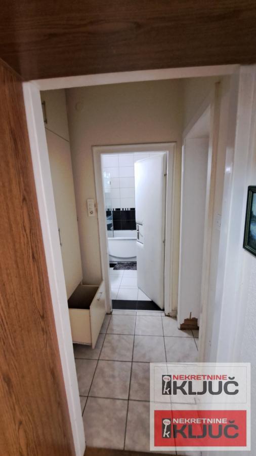 SPENS,76  m2,TROSOBAN,700 e 10