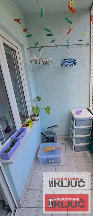 SPENS,76  m2,TROSOBAN,700 e 8