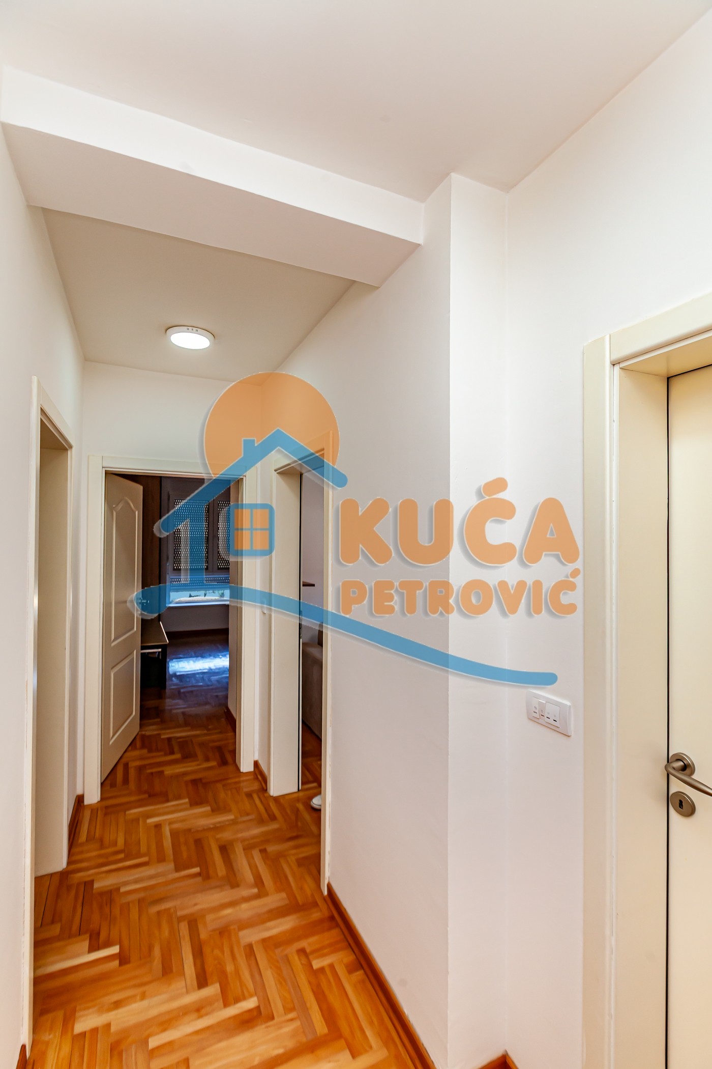 Dvosoban stan, 60 m2, Železnička stanica, Đure Jakšića ID: p-014939 11