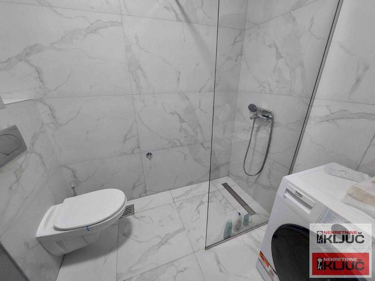 AVIJATIČARSKO NASELJE IZDAJE JEDNOIPOSOBAN MODERNO OPREMLJEN STAN SA GARAŽNIM MESTOM 7