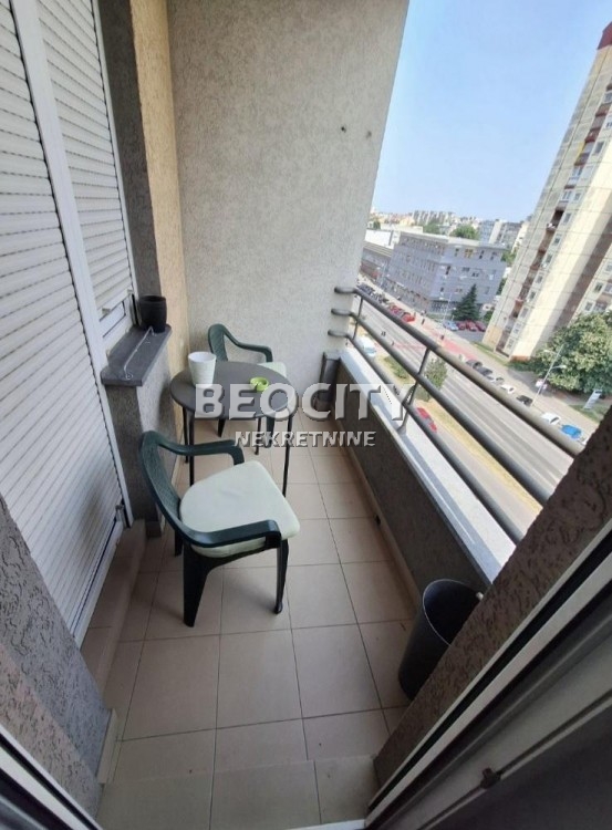 Dvosoban stan, 43 m2, Liman 4, Bulevar Cara Lazara ID: 101990 10