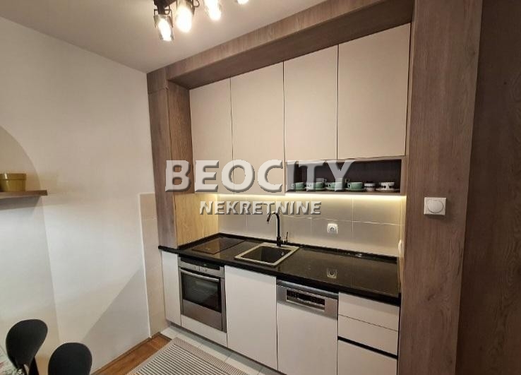 Dvosoban stan, 43 m2, Liman 4, Bulevar Cara Lazara ID: 101990 4