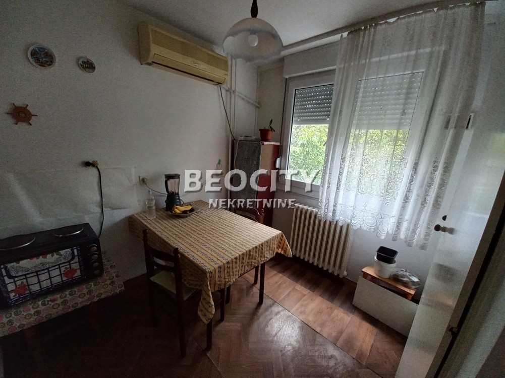 Dvosoban stan, 69 m2, Novo naselje, Seljačkih buna ID: 123531 3