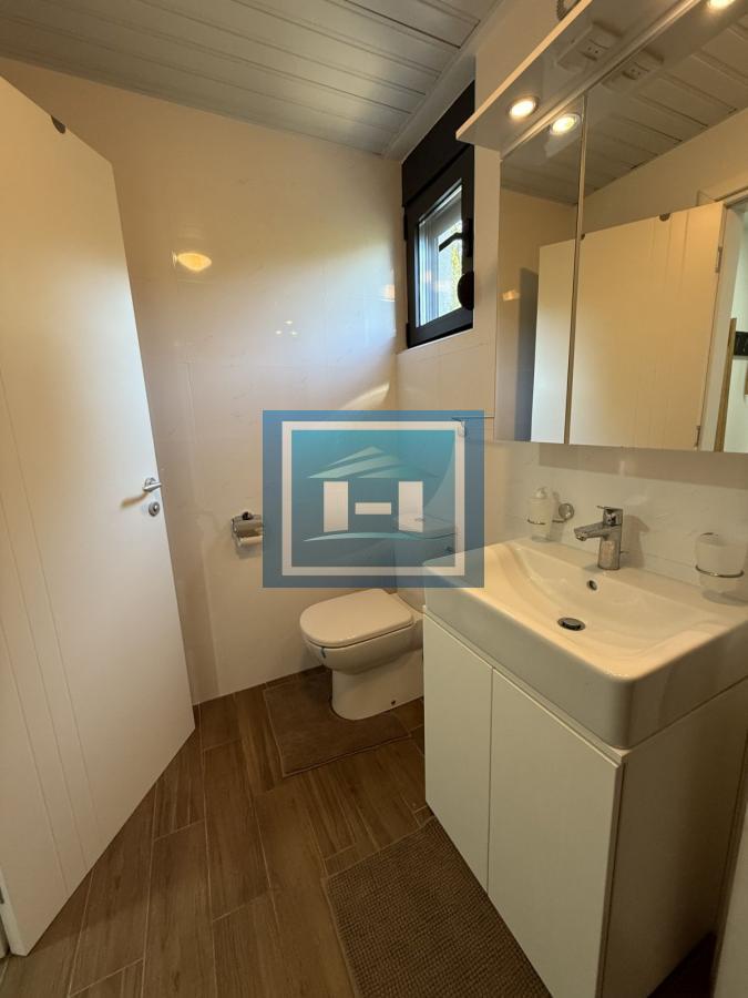 Na prodaju – Porodični stan u luksuznom kompleksu 25