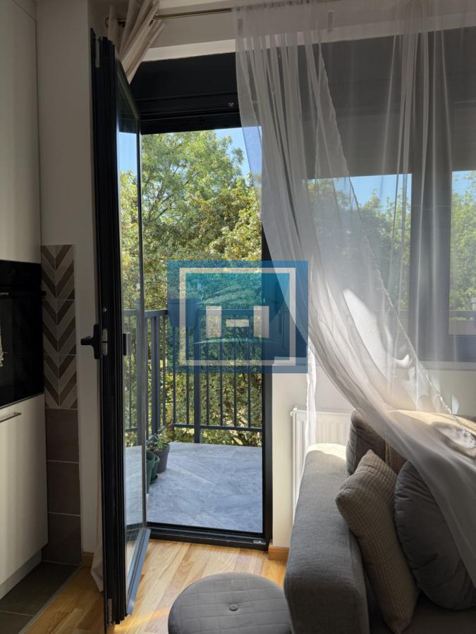 Na prodaju – Porodični stan u luksuznom kompleksu 6