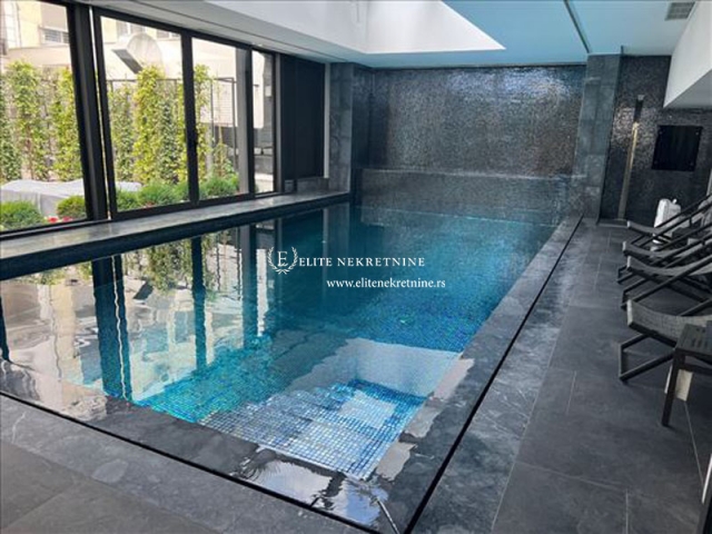 Izdavanje Luksuzni 4 0 stan sa garazom novogradnja bazen 2