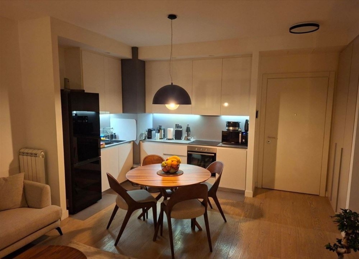 Dvosoban lux stan sa garazom   Beograd na vodi 3