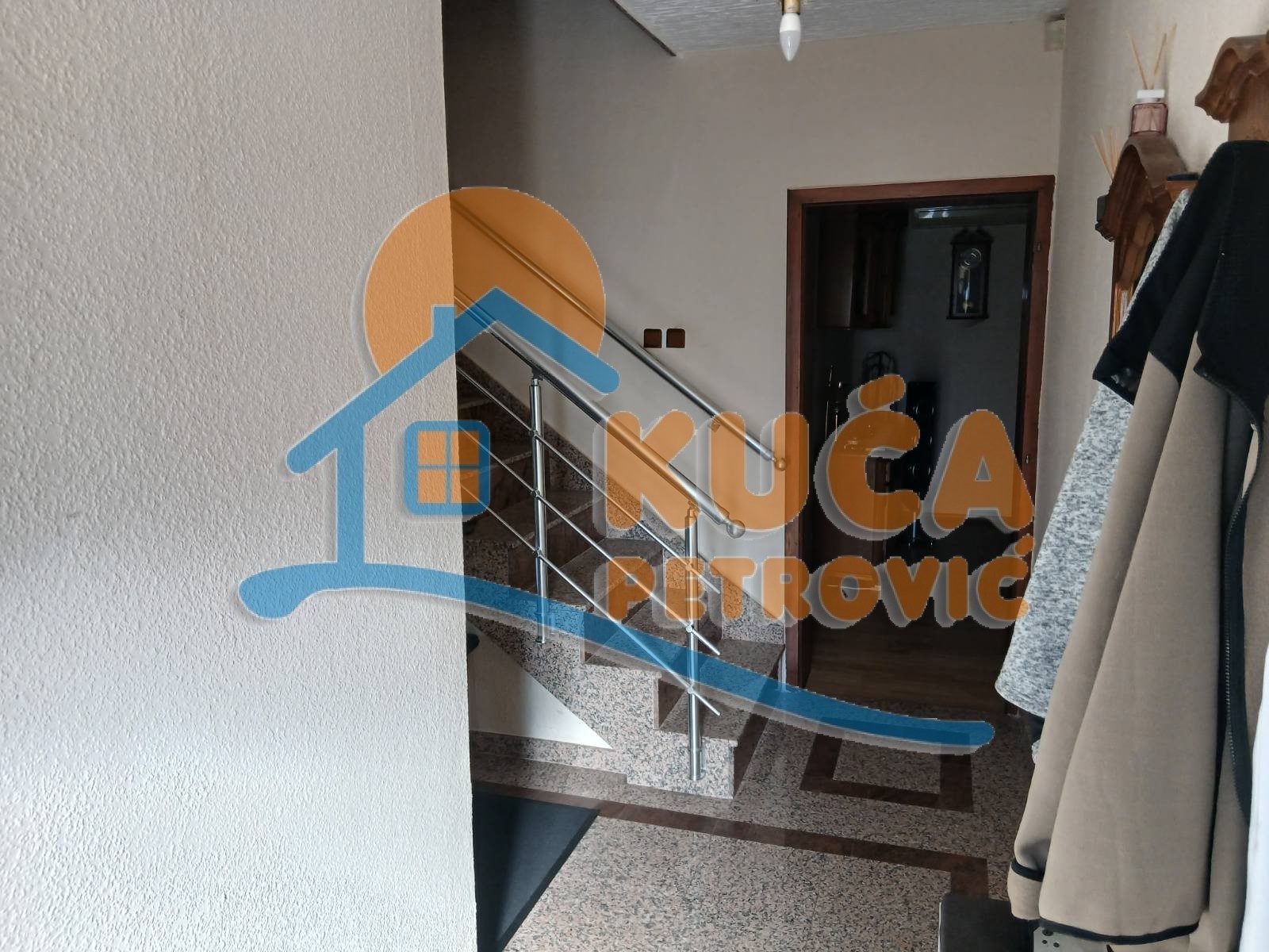 četvorosobna kuća, 400 m2, Tešica, Tešica ID: p-014966 15