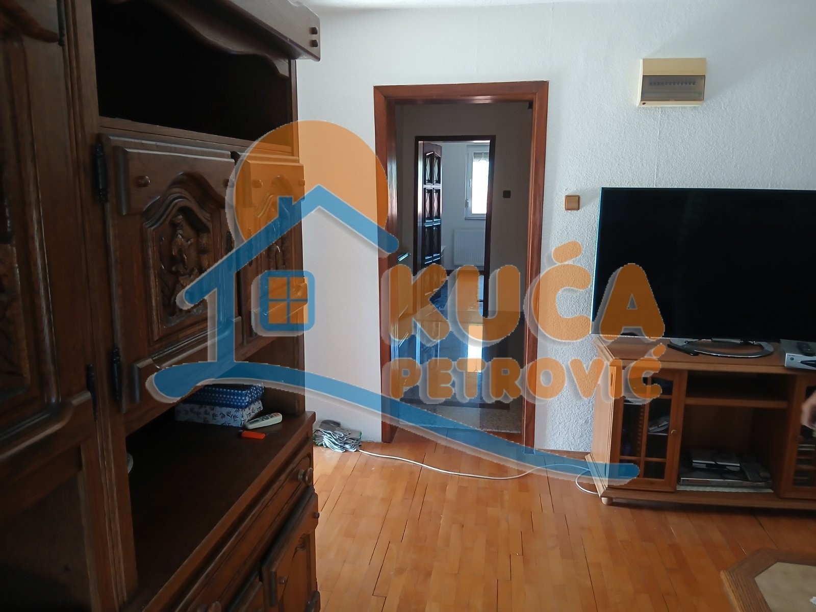 četvorosobna kuća, 400 m2, Tešica, Tešica ID: p-014966 37