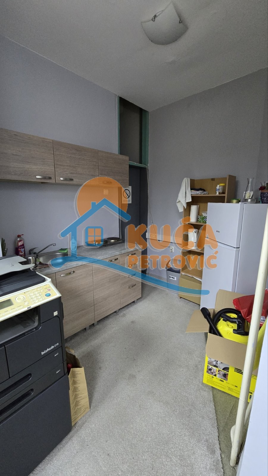 Lokal, 37 m2, Medijana, Bulevar Nemanjića ID: i-014958 5