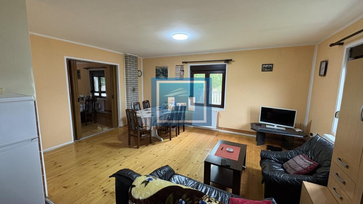 NA PRODAJU – SEOSKA KUĆA NA SAMO 12 KM OD GRADA! 15