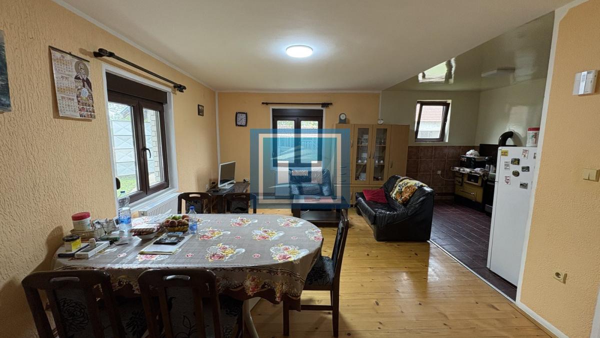 NA PRODAJU – SEOSKA KUĆA NA SAMO 12 KM OD GRADA! 16