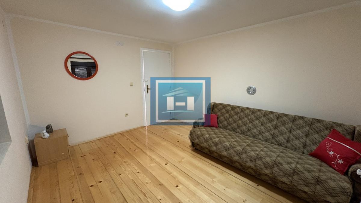 NA PRODAJU – SEOSKA KUĆA NA SAMO 12 KM OD GRADA! 21