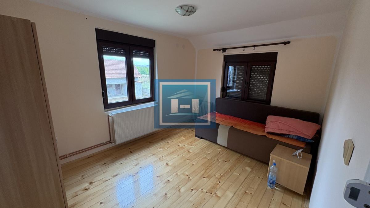 NA PRODAJU – SEOSKA KUĆA NA SAMO 12 KM OD GRADA! 26