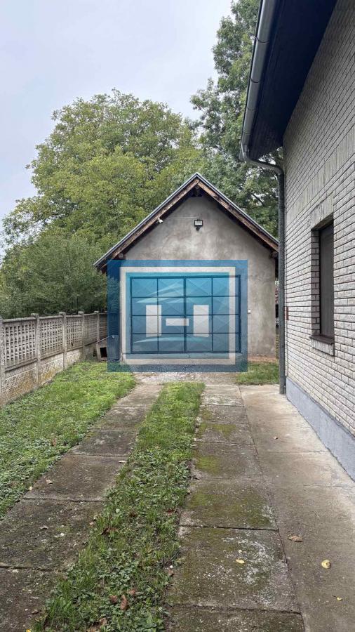 NA PRODAJU – SEOSKA KUĆA NA SAMO 12 KM OD GRADA! 31