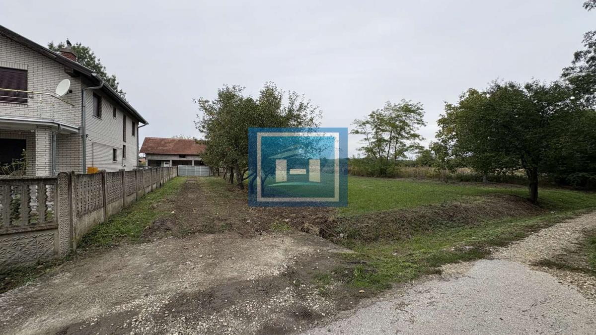 NA PRODAJU – SEOSKA KUĆA NA SAMO 12 KM OD GRADA! 45