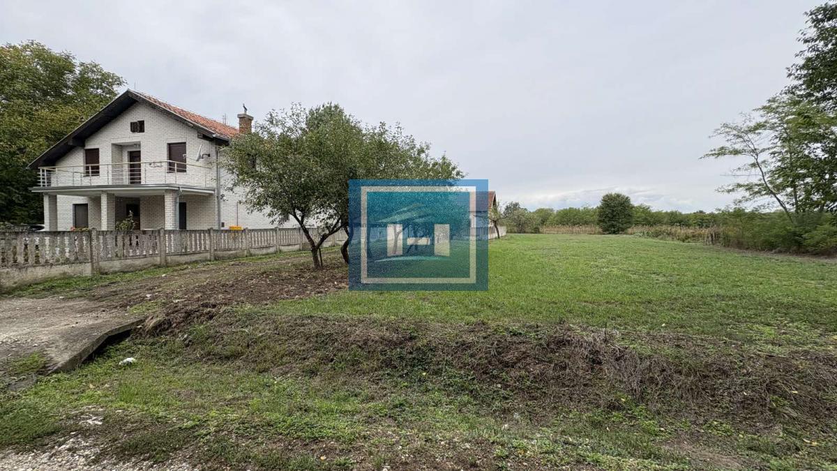 NA PRODAJU – SEOSKA KUĆA NA SAMO 12 KM OD GRADA! 5