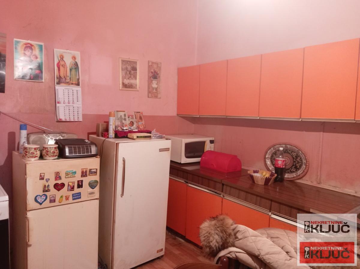 PEŠAČKA ZONA-KRALJA ALEKSANDRA, 51m2, Dvosoban, Salonski 4