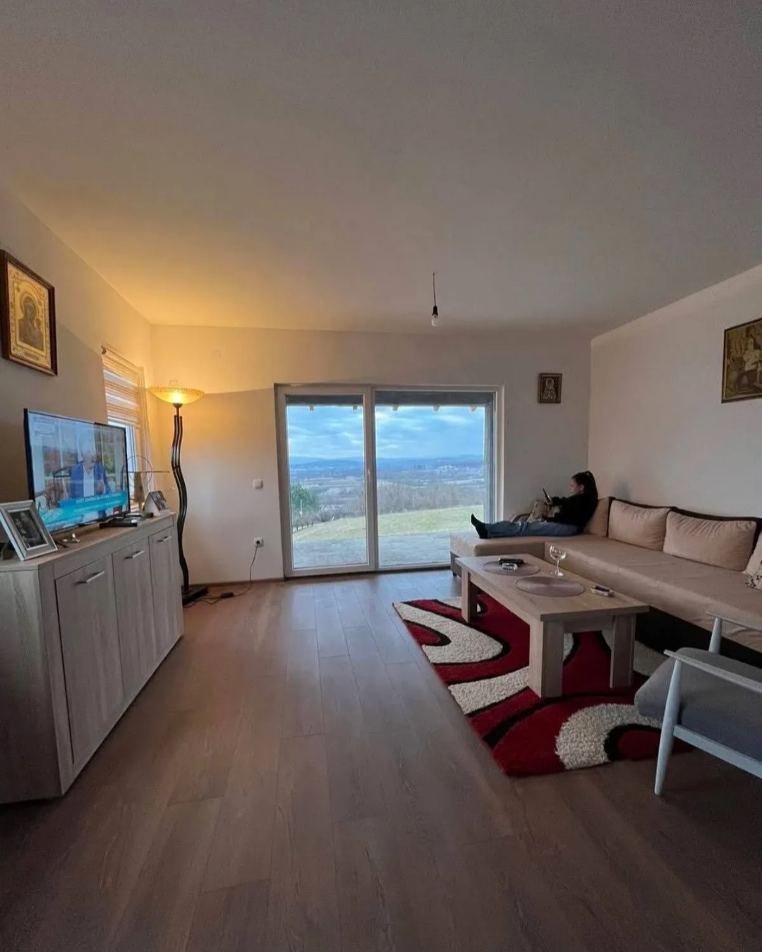 Prodajem novoizgradjenu kucu Mojsinje Cacak 2