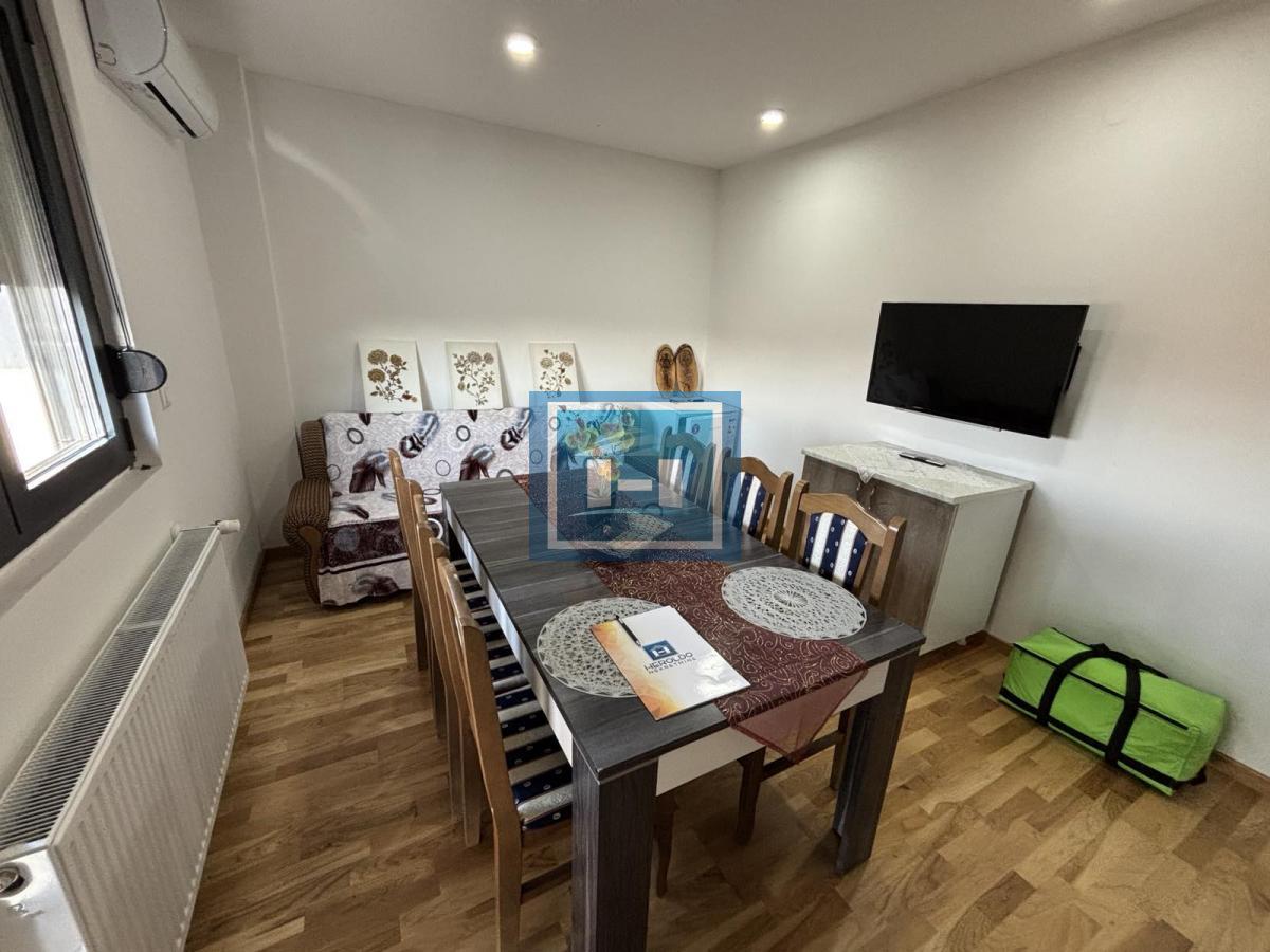 PRODAJE SE NAMEŠTEN STAN U LUKSUZNOM KOMPLEKSU 1