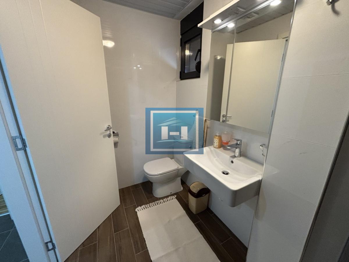 PRODAJE SE NAMEŠTEN STAN U LUKSUZNOM KOMPLEKSU 12