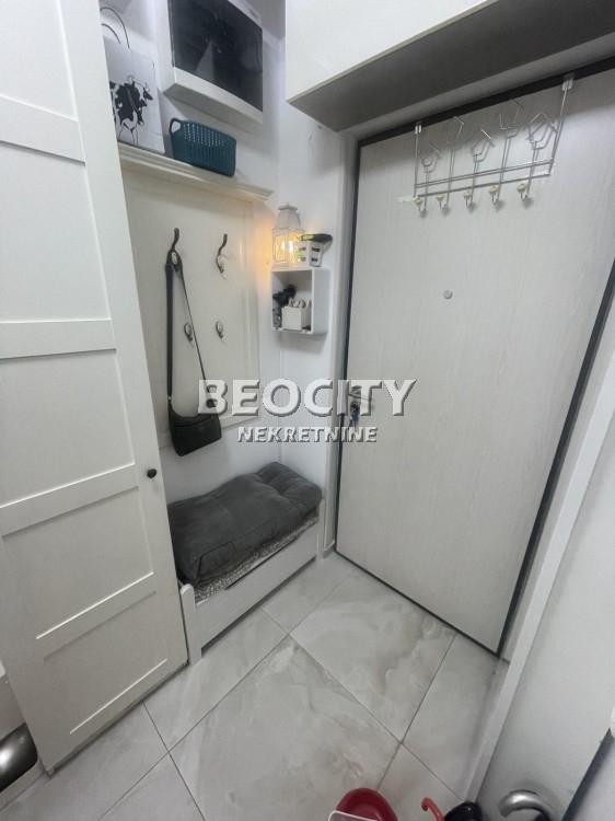 Trosoban stan, 61 m2, Kluz, Madridska ID: 123856 12