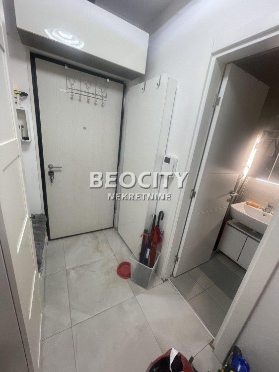 Trosoban stan, 61 m2, Kluz, Madridska ID: 123856 13