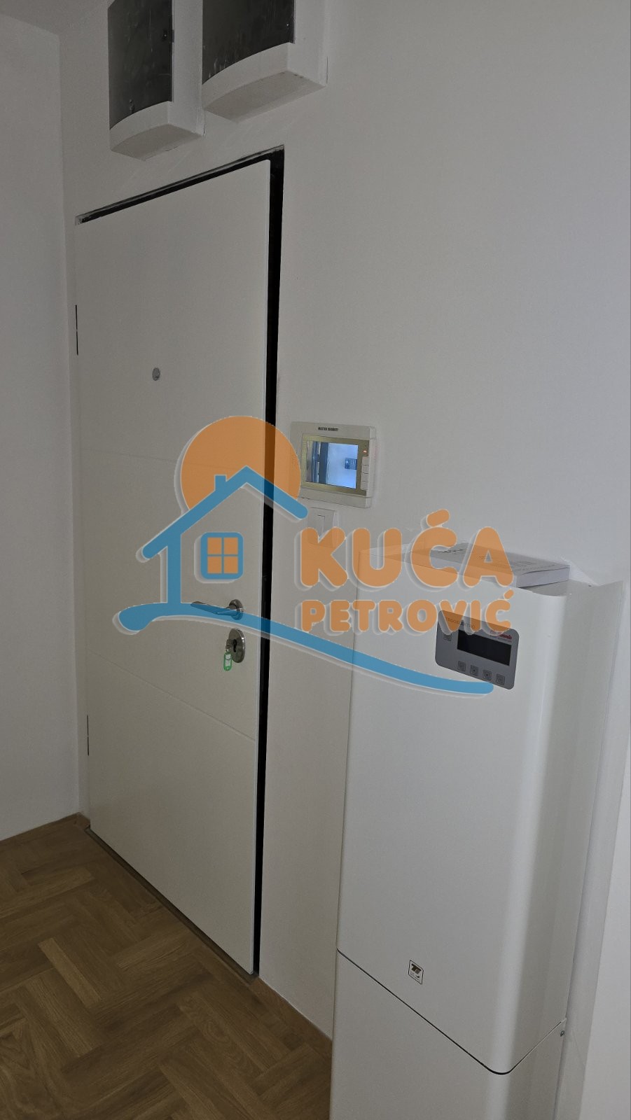 Dvosoban stan, 56 m2, Čair, Prvomajska ID: i-014986 10