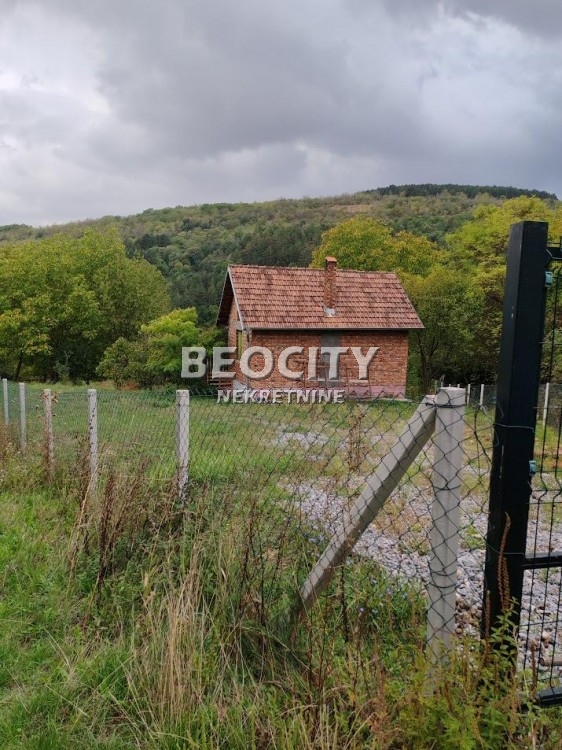 Dvosobna kuća, 82 m2, Vrdnik ID: 123990 1