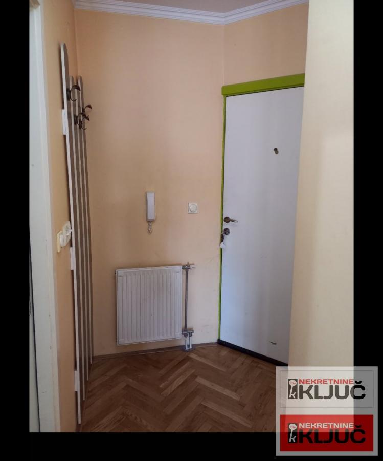 GRBAVICA IZDAJE SE DVOSOBAN NAMEŠTEN STAN 2