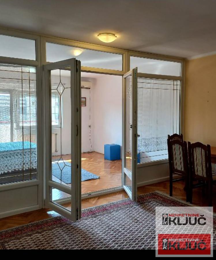 GRBAVICA IZDAJE SE DVOSOBAN NAMEŠTEN STAN 5