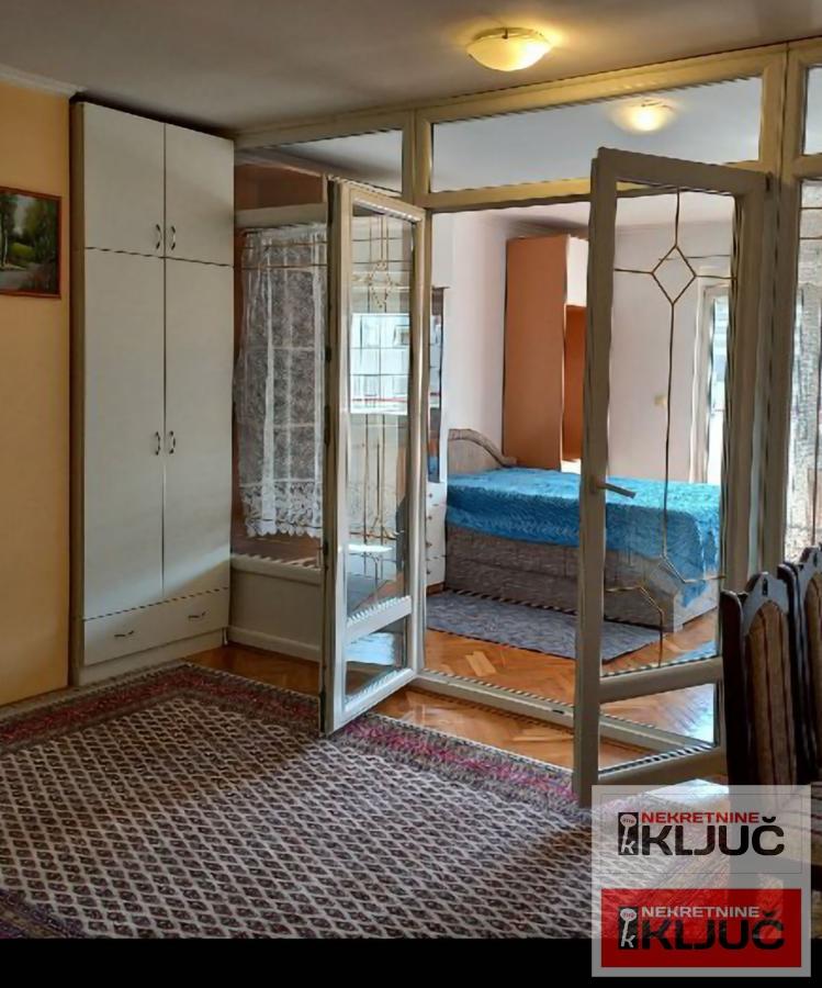 GRBAVICA IZDAJE SE DVOSOBAN NAMEŠTEN STAN 6