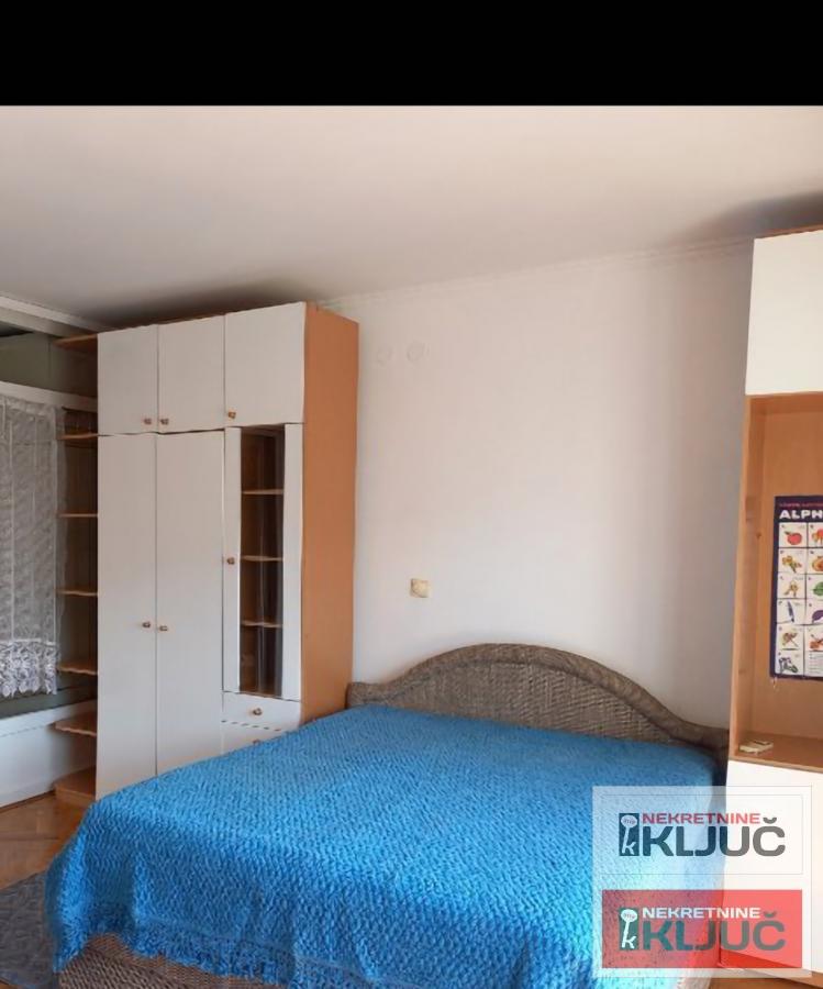 GRBAVICA IZDAJE SE DVOSOBAN NAMEŠTEN STAN 8