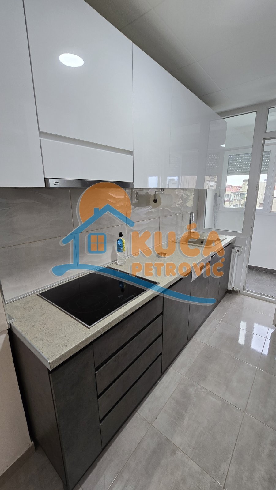 Trosoban stan, 65 m2, Dom zdravlja, Bulevar Nemanjića ID: i-014987 6