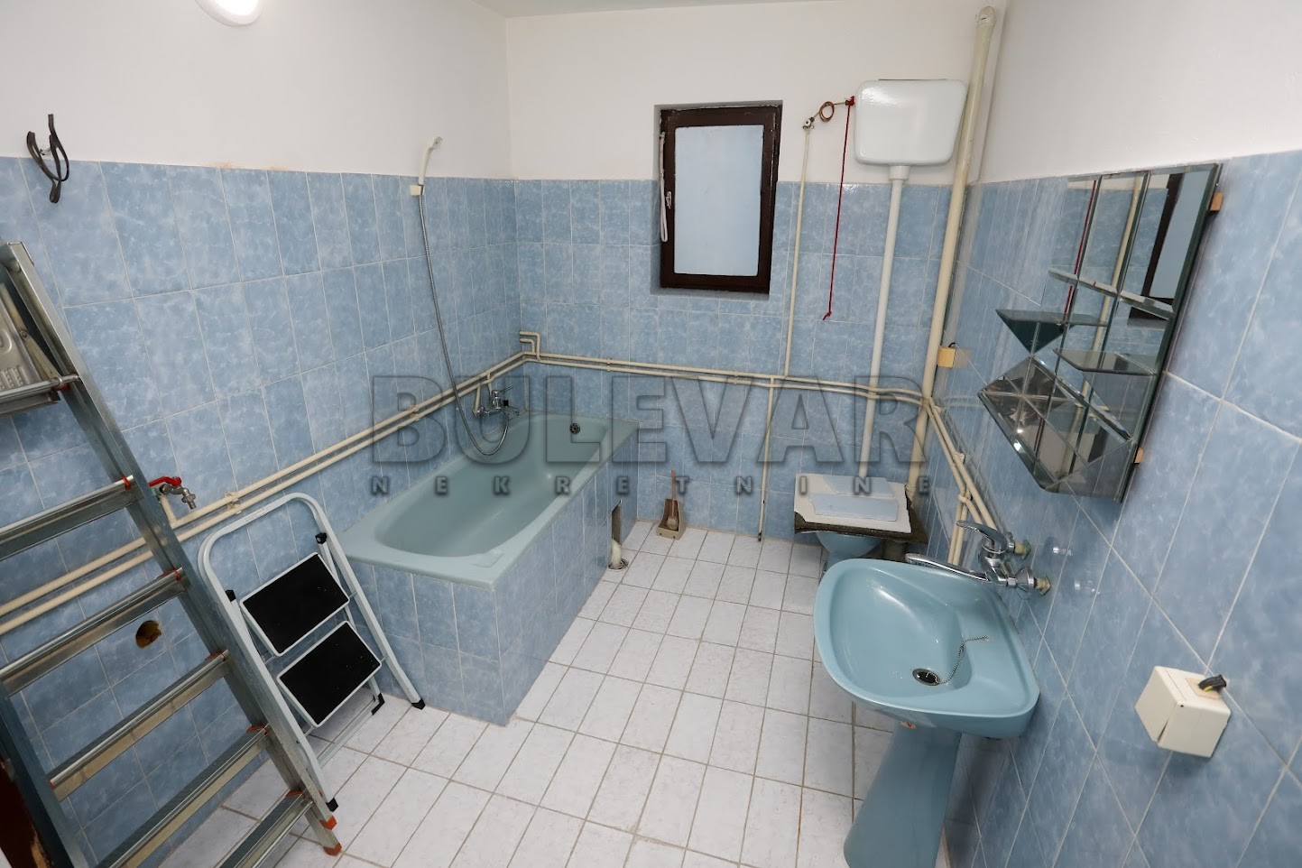 četvorosobna kuća, 292 m2, Šumarice, Dalmatinskih brigada ID: p-014991 32