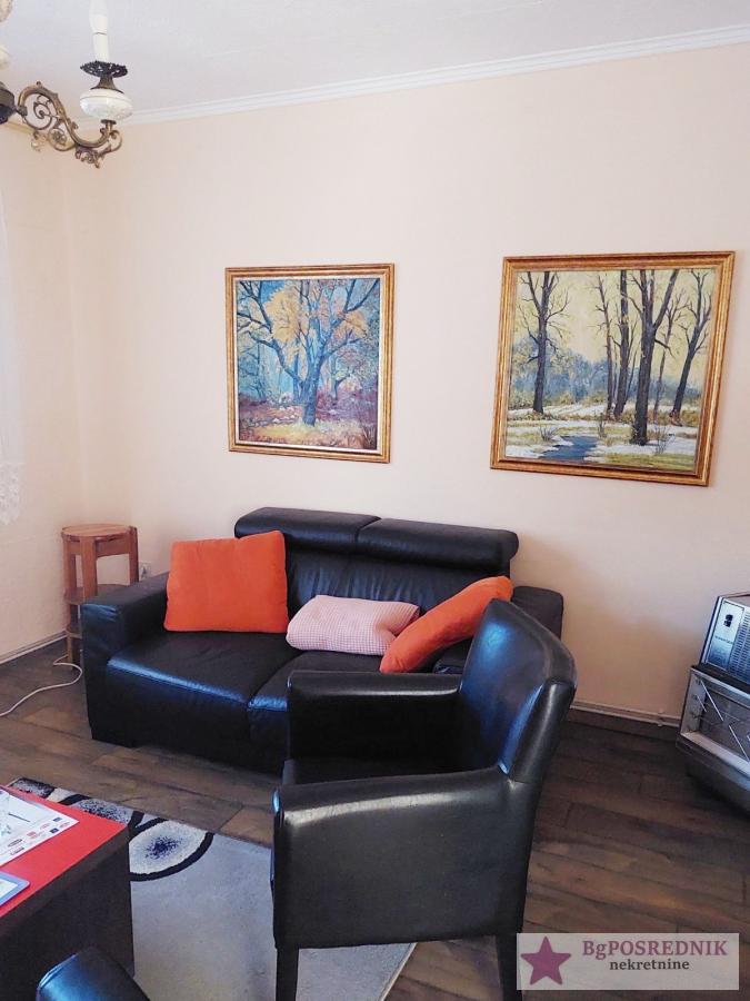 Inđija, Novi Slankamen, Cara Dušana, 200m2+80m2+30a 1