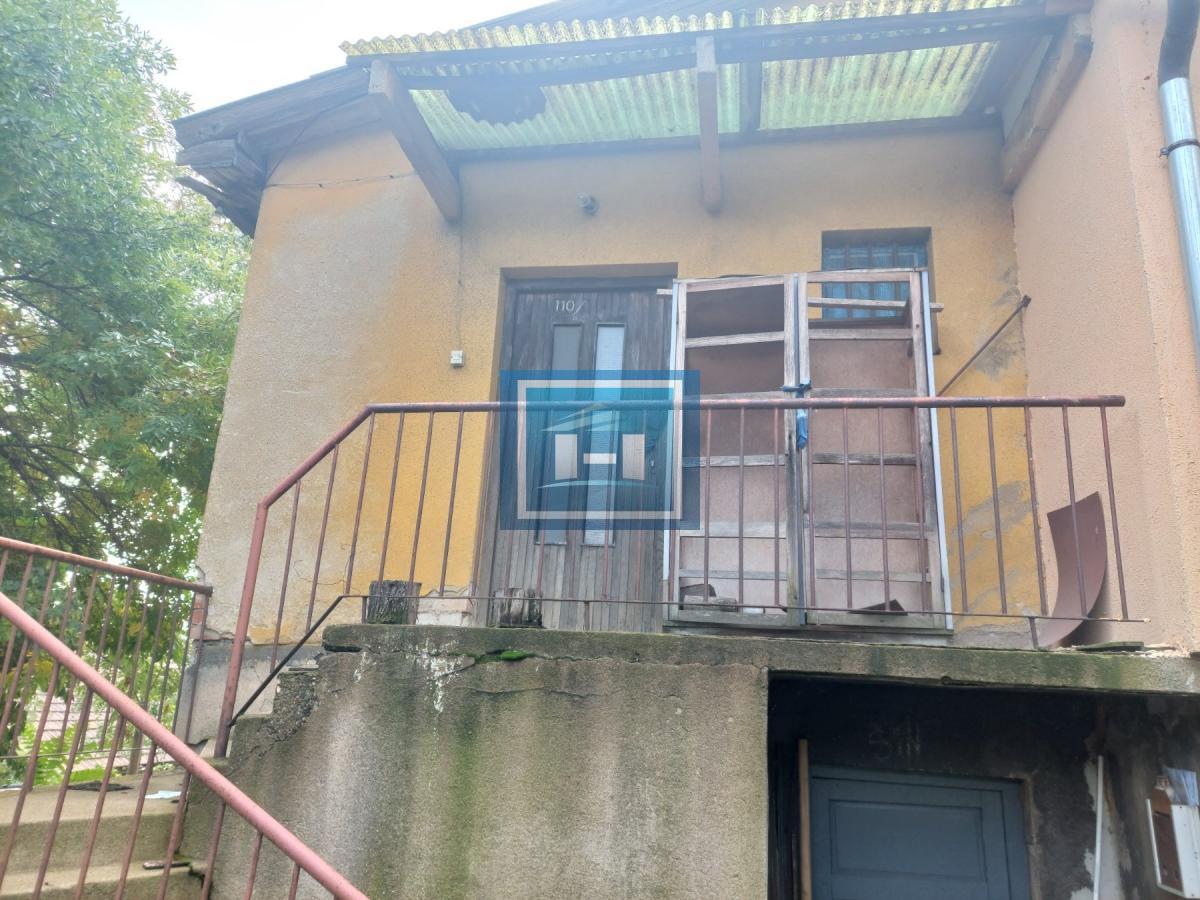 Na prodaju stan sa dvorištem – Bor, 10 min od centra 1