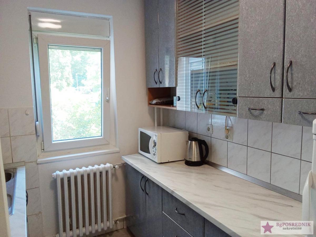 Novi Beograd, Bežanijska kosa, Marka Čelebonovića, 84m2 12