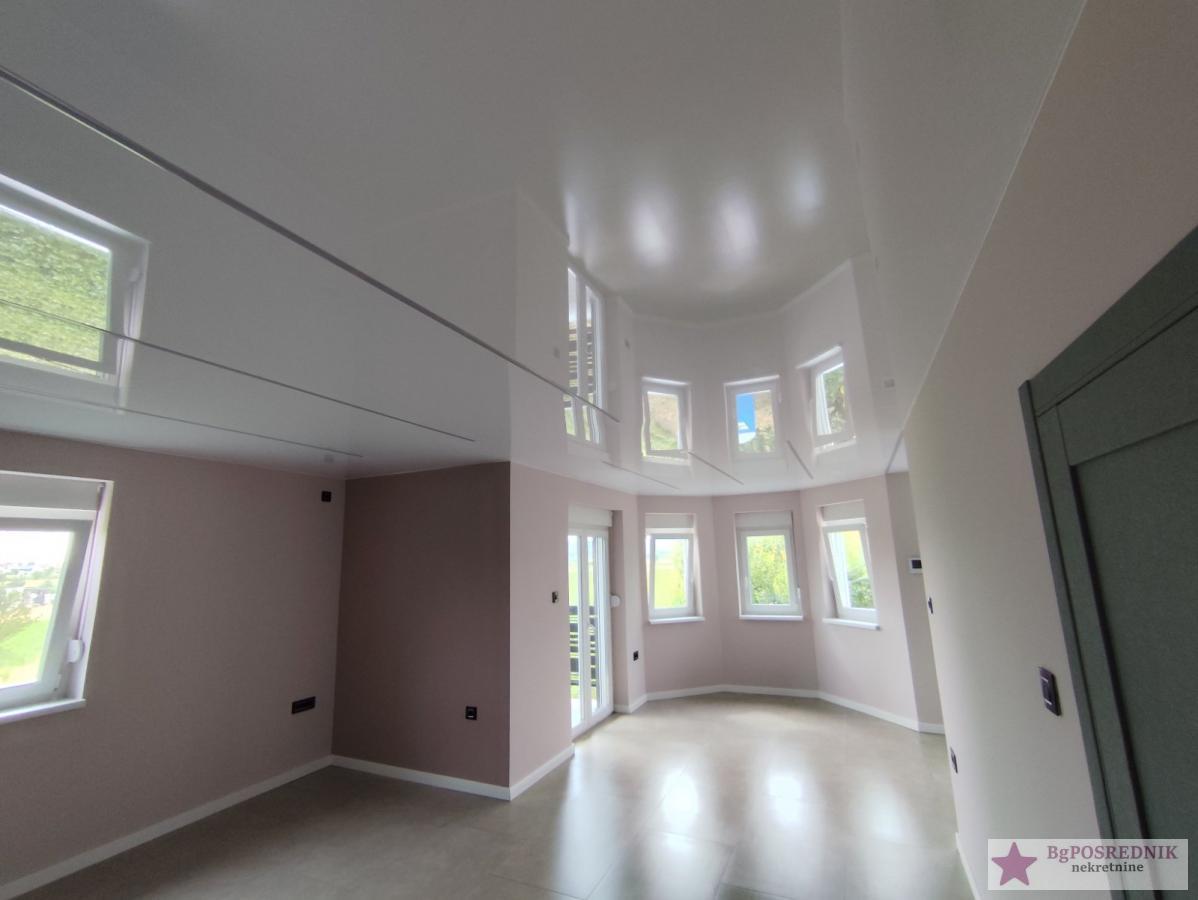 Novi Sad, Veternik, Kninska, 260m2 sa terasama 10