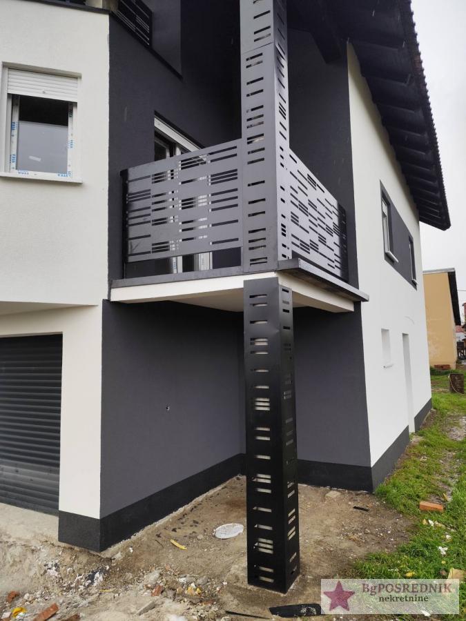 Novi Sad, Veternik, Kninska, 260m2 sa terasama 3