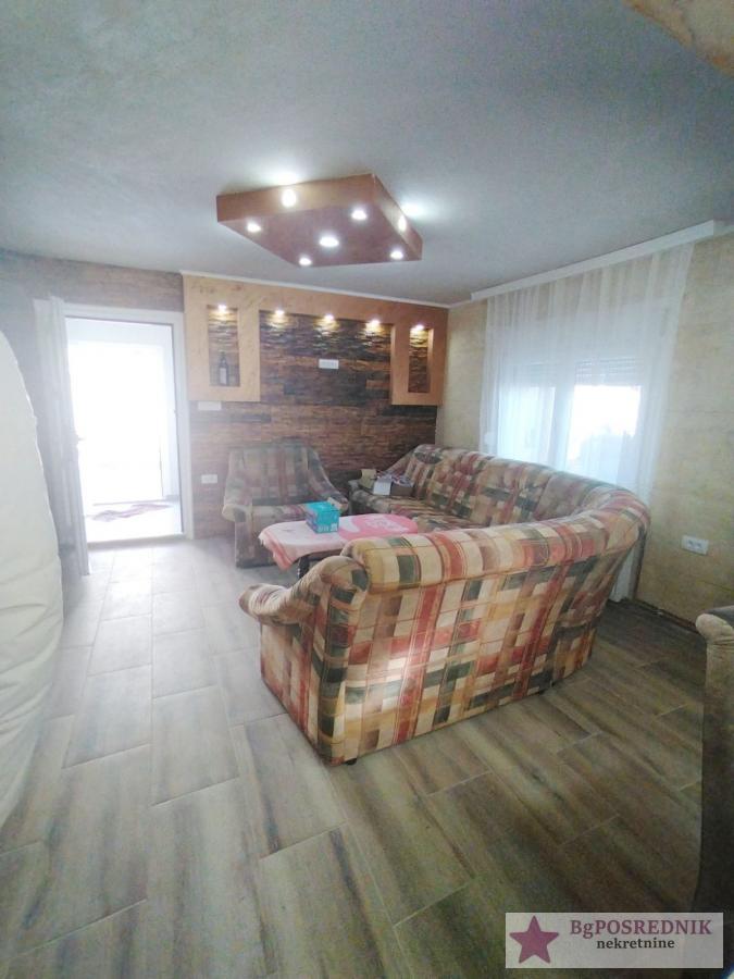 Stara Pazova, Centar, Save Kovačevića, 147,94m2+10,27a 1