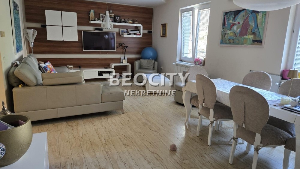 Trosoban stan, 73 m2, Slavija ID: 124024 1