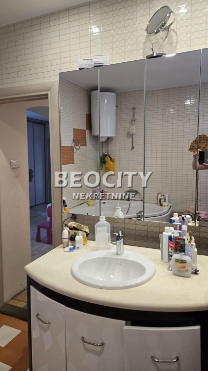 Trosoban stan, 73 m2, Slavija ID: 124024 7